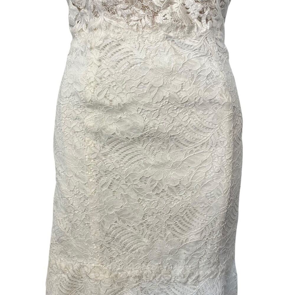 Melissa Sweet Ivory Lace V-Neck Trumpet Wedding Gown - Picture 7 of 16